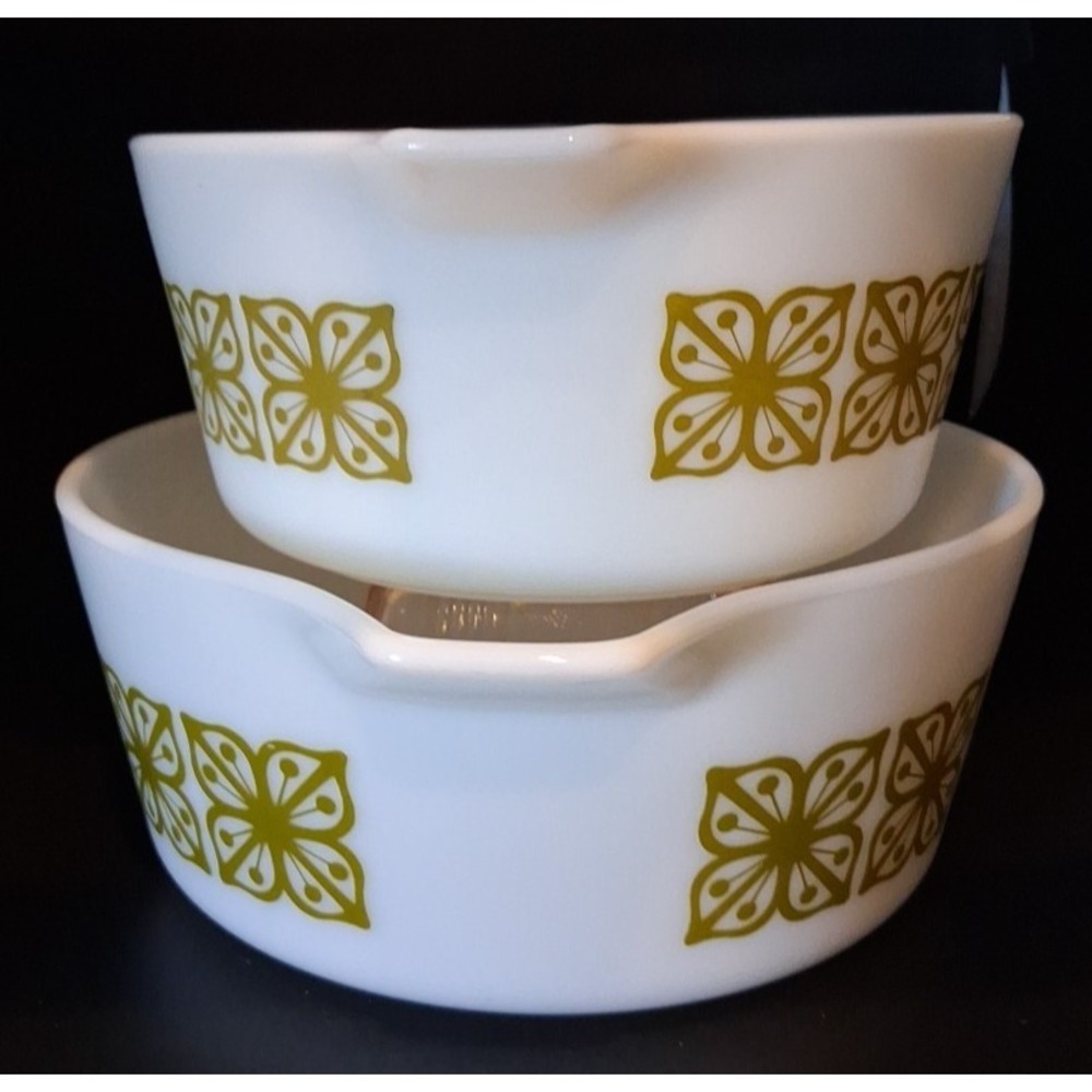 Pyrex 474B & 475B Verde Green Square Flowers Casserole Bowl Set 2 - Picture 2 of 9